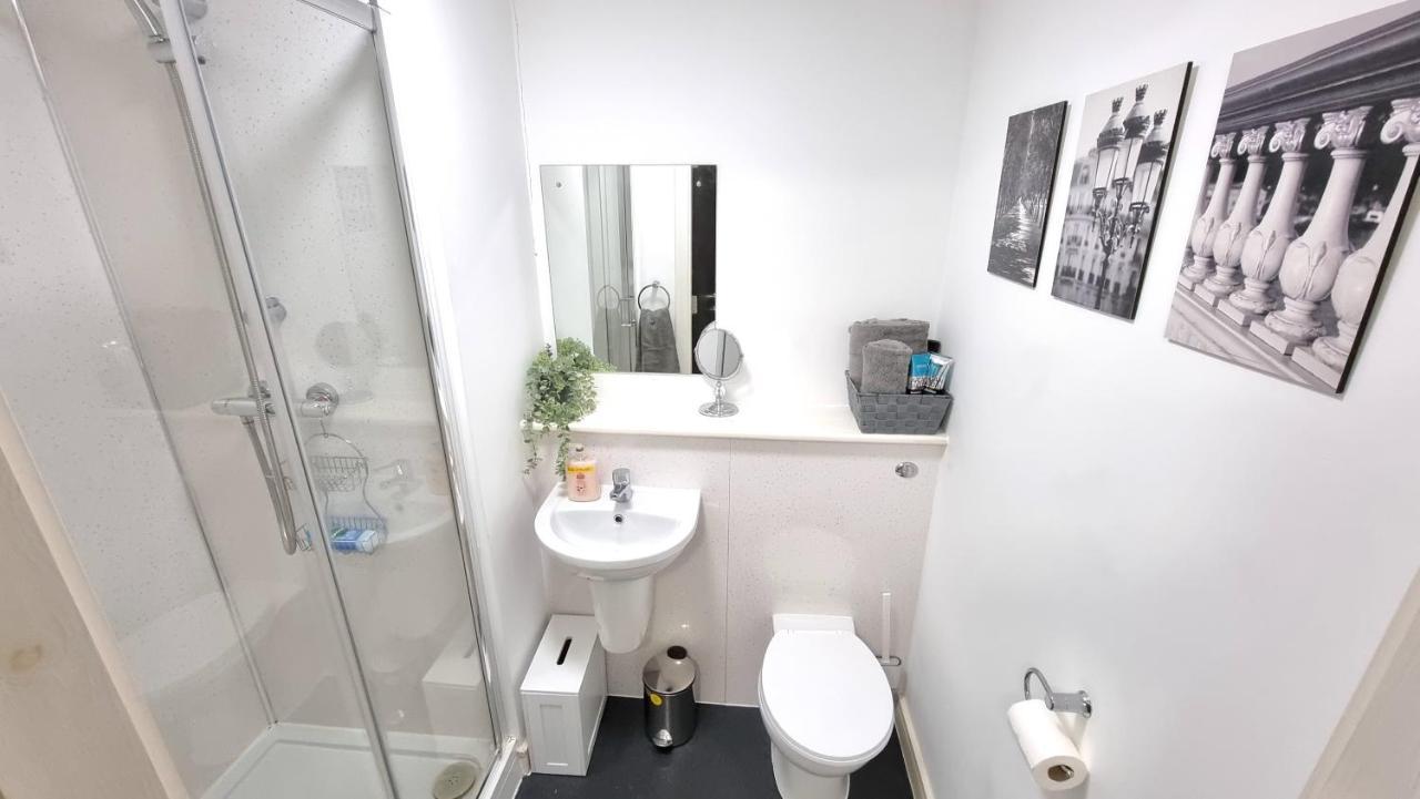 Spacious City Studio / Wifi / Parking Liverpool Exterior photo